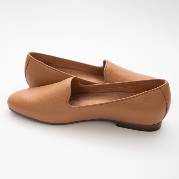 Vionic Willa 2.0 Slip On Flat Wide Width - Picture 8 of 9